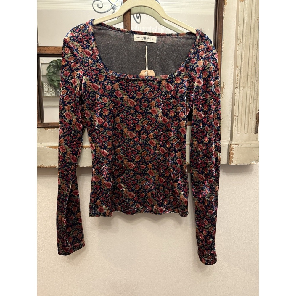 Natural Life Danielle Top Womens small Floral Velvet Square Neck Long Sleeve Tee